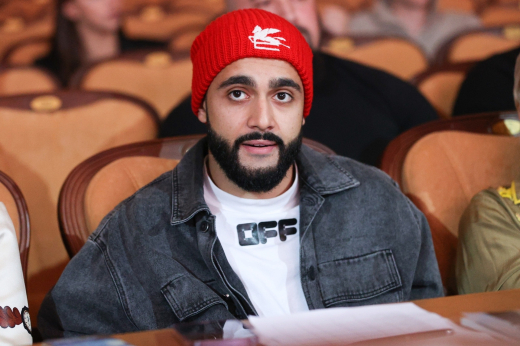 Блогер Гусейн Гасанов продал квартиру в Москва-Сити за пачку печенья