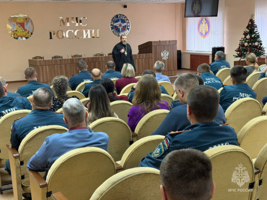 Встреча сотрудников МЧС с представителем Воронежской и Лискинской Епархии