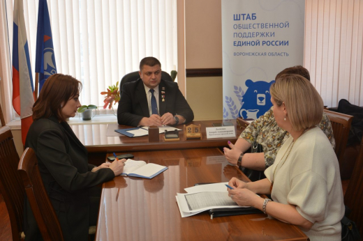 Спикер гордумы Андрей Дьяченко взял на контроль обращения директоров после приёма граждан