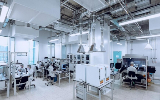 Резидент столичной ОЭЗ открыл сборочно-испытательный центр для российских микросхем