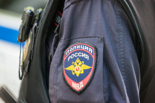 В Москве выдававшего себя за полицейского мужчину задержали во время нападения на девушку