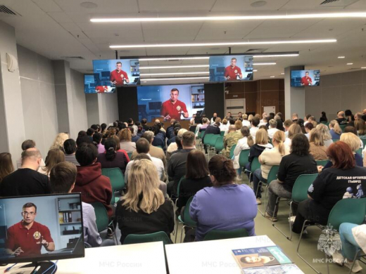 В Детском центре имени Рошаля прошла тренировка по эвакуации