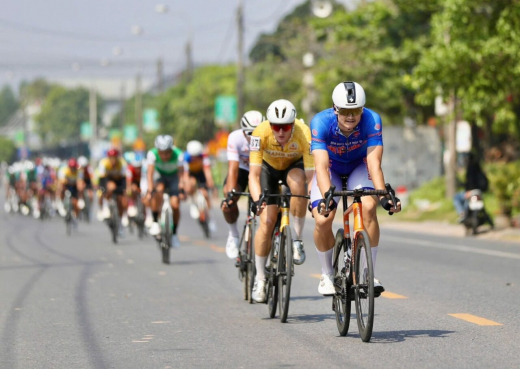 Воронежский велосипедист продолжает блистать на Вьетнамском Кубке