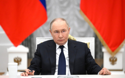 Путин подписал закон о создании национального мессенджера