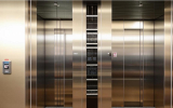 На фоне слухов о махинациях с заменой лифтов курские власти ищут подрядчика на 450 млн для аналогичных работ