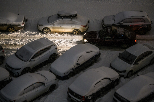 Москвичка расчистила парковочное место и оставила записку