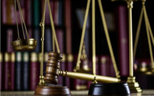 Власти Хакасии через суд пытаются оспорить закон, принятый парламентом ЕР