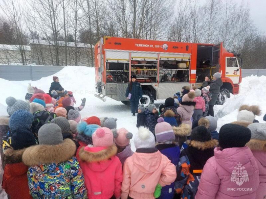 В Электростали продолжаются обучающие занятия с юными жителями города