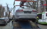 В Воронеже эвакуировали ещё 18 автомобилей с нечитаемыми номерами
