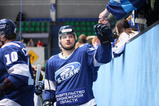 Воронежский «Буран» продлил контракты с парой защитников