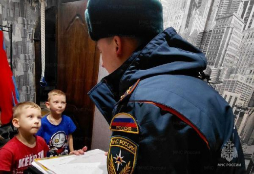 Рейды по пожарной безопасности в многодетных семьях Егорьевска: совместная работа социальных служб и пожарных инспекторов