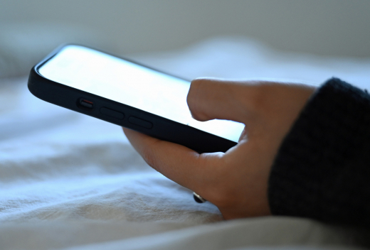 В Москве мошенники вынудили подростка отдать 8 миллионов рублей