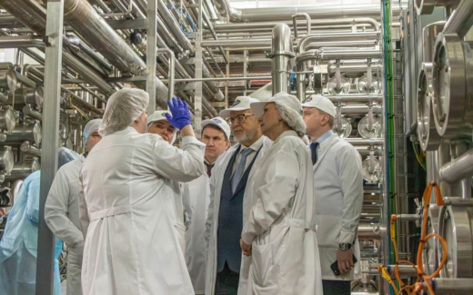 Делегация Совфеда РФ посетила завод ГК «Молвест» в Воронежской области