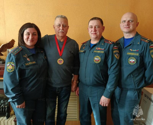 Ветерана ГПН Владимира Астахова поздравили с 65-летием