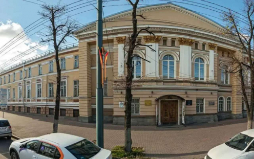 Подрядчик передал разваливающийся «Дом губернатора» в Воронеже на ответственность минстроя