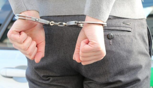 Курьера, который избил автомобилистку в центре Воронежа, задержали