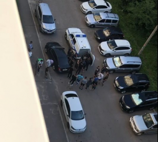 Жители воронежского микрорайона «Электроника» задержали и сдали полиции четверых искателей «закладок»