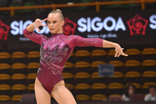 Воронежская гимнастка Ангелина Мельникова снова победила на клубном Чемпионате Италии