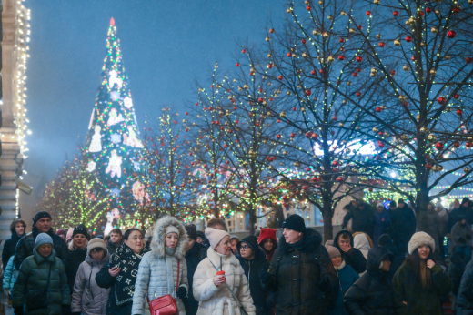 Больше всего россиян встретят Новый год на пути в Москву и Санкт-Петербург