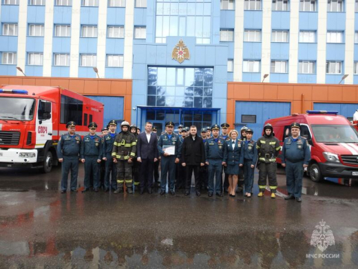 Глава Реутова Алексей Ковязин поздравил личный состав СПСЧ с Днем пожарной охраны