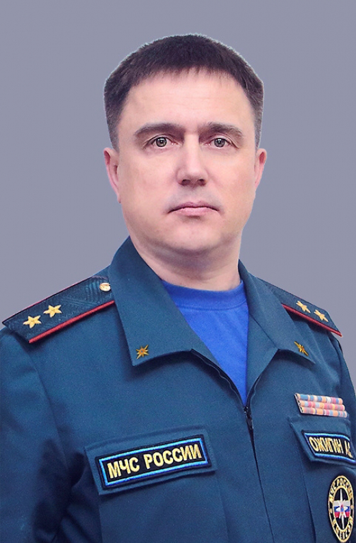 Поздравление с Международным женским днём начальника Главногo управления МЧС России по Республике Крым Аркадия Ожигина