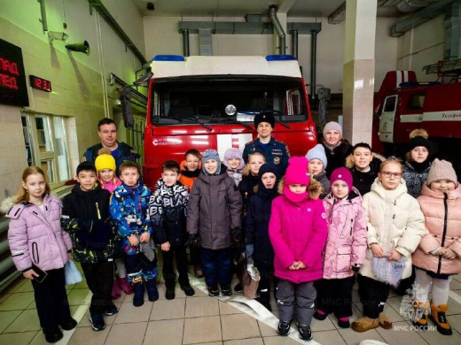В ПСЧ №135 прошла экскурсия для детей