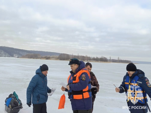 Инспекторы ГИМС МЧС России проводят рейды по безопасности на водоемах региона
