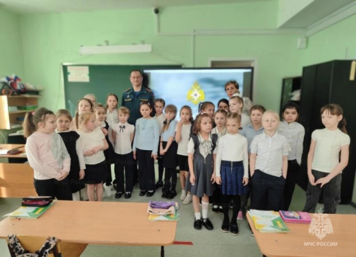 Сотрудники МЧС России провели профилактические занятия для школьников в Луховицах