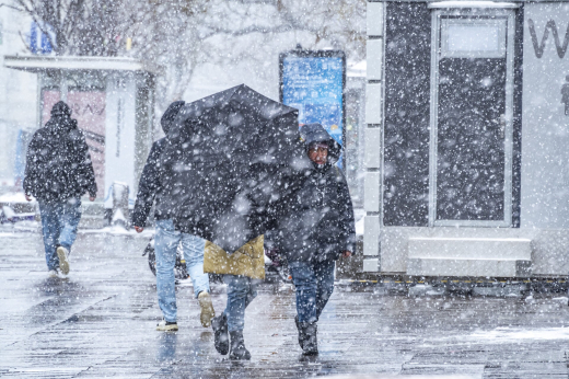 Москвичей предупредили об аномальном снегопаде до вечера 9 января