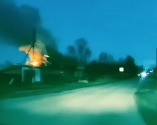 Воронежские госавтоинспекторы спасли женщину из горящего дома