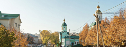 Воронежцы пожаловались на «море» возле Митрофаниевской церкви