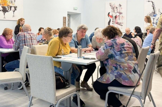 Проект «Перезвони сам» проведет игры по кибербезопасности для старшего поколения