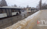 Два автобуса с пассажирами столкнулись на остановке в Воронеже