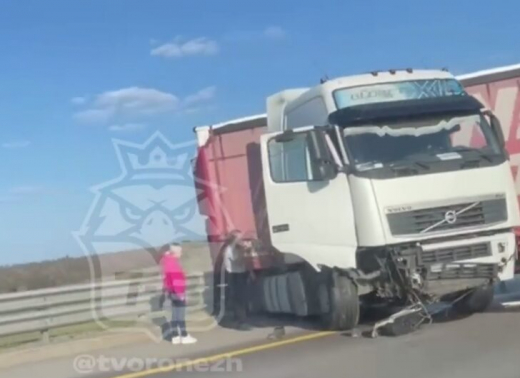 Пятикилометровая пробка сковала движение на трассе «Дон» под Воронежем