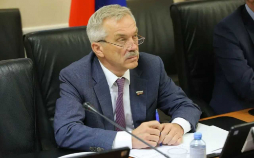 Экс-губернатор Белгородской области Савченко отказался обсуждать возможную отставку Гладкова