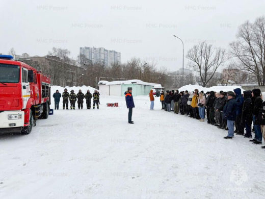 Занятия по пожарной безопасности проведены с учащимися техникума им. С.П.Королёва