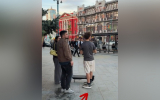 Пьяный прохожий избил 18-летнего уличного музыканта в центре Воронежа