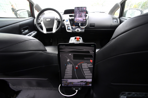 Первые беспилотные такси будут появляться в Москве с 2026 года