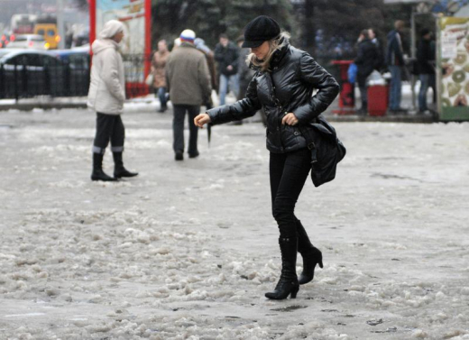 Жители Воронежской области столкнулись утром с гололёдом