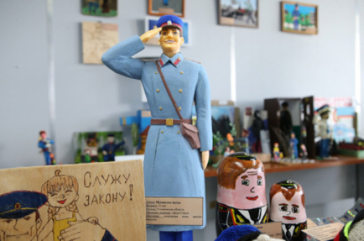 Открывается выставка, посвященная десятилетнему юбилею Всероссийского конкурса детского творчества «Полицейский Дядя Степа»