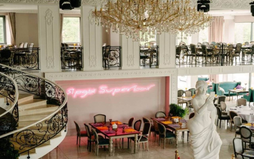 «Ярды Superbar» заявляет о продолжении работы, несмотря на запрет эксплуатации здания