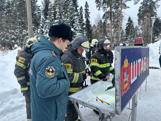 Пожарные учения проведены в школе Фряново