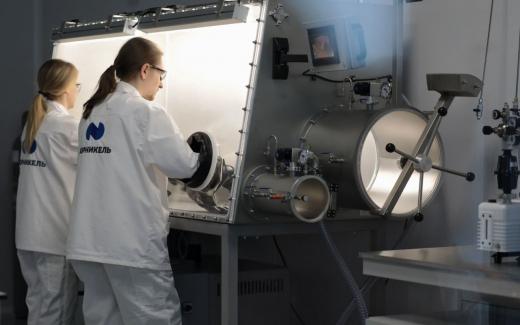 «Норникель» запустил первую в мире палладиевую лабораторию в Москве