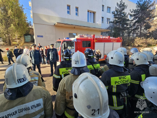 Пожарно-тактическое учение прошло в  Судакской городской больнице