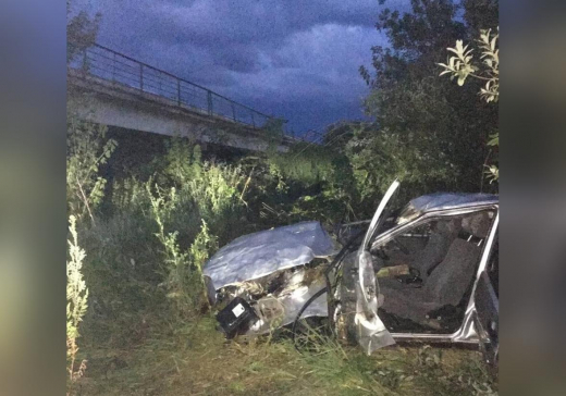 В Воронежской области с моста рухнула легковушка: пострадали четыре человека