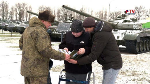 Благодаря «Ёлке желаний» воронежский губернатор помог школьнику встретиться с бойцами СВО