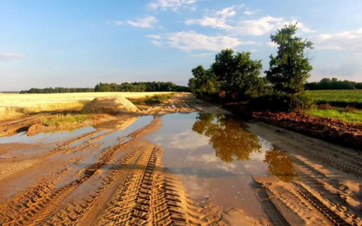 Гендиректора дорожной фирмы заподозрили в хищении 300 млн рублей по нацпроекту в Липецкой области