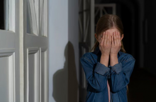 Воронежскую школьницу изъяли из семьи, где её избивали