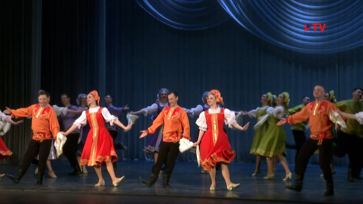 Воронежские зрители увидели выступление ансамбля песни и танца «Донбасс»