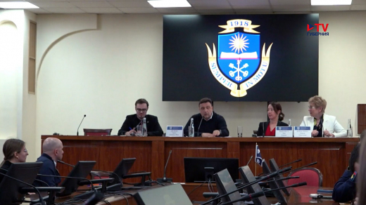 Журналист из Канады и политолог из Франции рассказали воронежским студентам о хитростях западной пропаганды